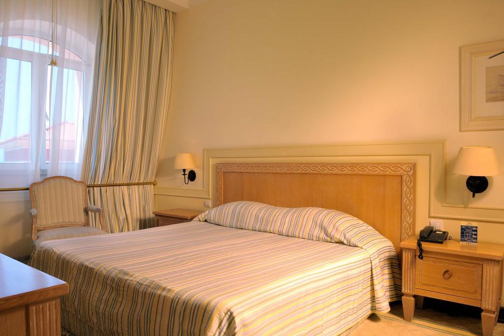 Pestana Royal All Inclusive Ocean & Spa Resort Funchal  Pokoj fotografie